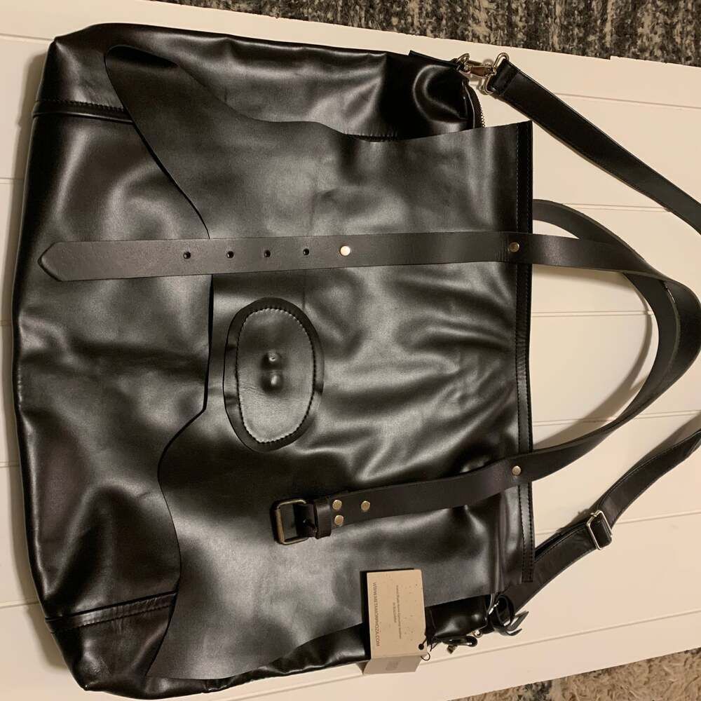 METORPH Genuine Leather Black Tote Bag with Large Front Pocket and Zipper